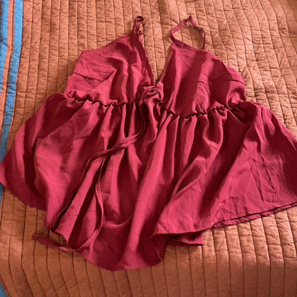 Sheine Curve top, like new